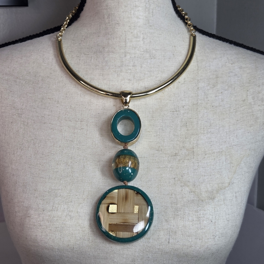 chicos long pendant necklace resin teal gold tone circle thick chunky bold torc